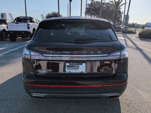 Certified 2021 Lincoln Nautilus Reserve AWD/4WD image 5