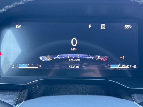 New 2025 Jeep Grand Cherokee Overland w/ Adv Protech Group III image 30