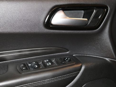 Used 2021 Dodge Durango SXT w/ 3rd Row Seating Group image 49