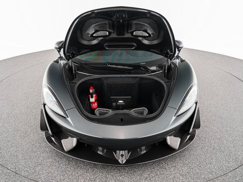 Used 2020 McLaren 620R RWD image 35