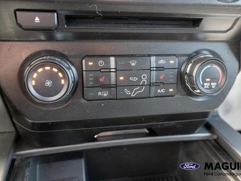 Used 2017 Ford F250 XLT w/ XLT Premium Package AWD/4WD image 27