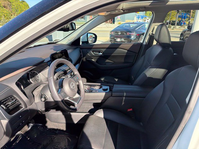 Used 2023 Nissan Rogue SL w/ SL Premium Package AWD/4WD image 13