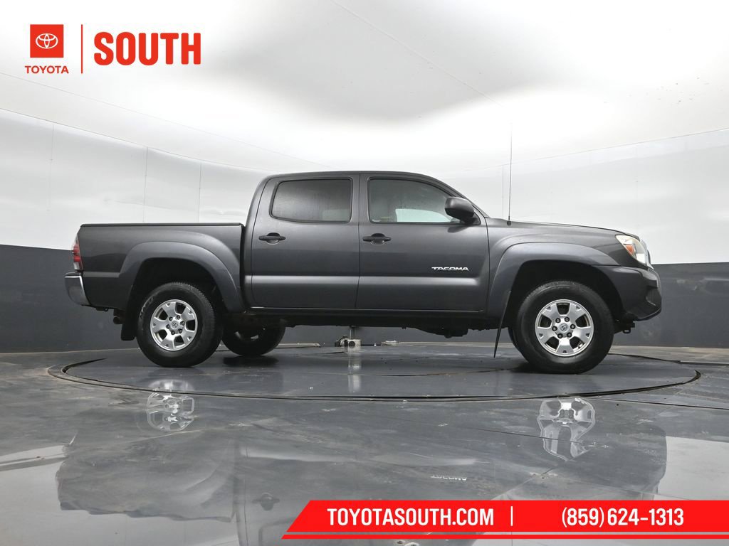 Used 2012 Toyota Tacoma 4x4 Double Cab w/ SR5 Pkg image 30