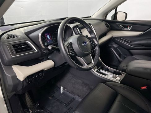 Used 2022 Subaru Ascent Limited image 9