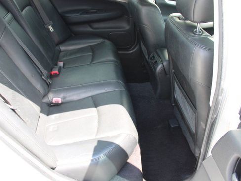 Used 2012 INFINITI G25 Journey RWD image 8