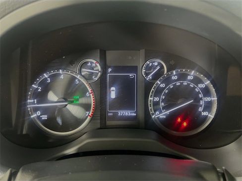 Used 2023 Lexus GX 460 Premium image 14