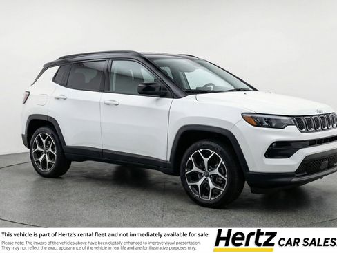 Used 2025 Jeep Compass Limited image 1