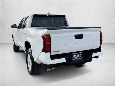 Certified 2025 Toyota Tacoma SR5 image 5