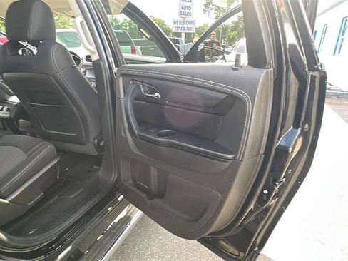 Used 2014 Chevrolet Traverse LT w/ All-Star Edition FWD image 27