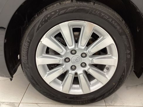 Used 2015 Toyota Sienna LE AWD/4WD image 43