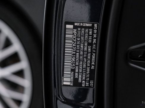 Used 2018 Porsche Panamera Turbo Sport Turismo image 97