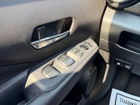 Used 2023 Nissan Kicks SV FWD image 13