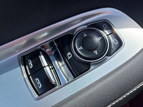 Used 2020 Chevrolet Corvette Stingray Preferred Cpe w/ 2LT Preferred Equipment Group RWD image 16
