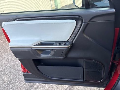 Used 2025 Rivian R1S Adventure Dual AWD/4WD image 21
