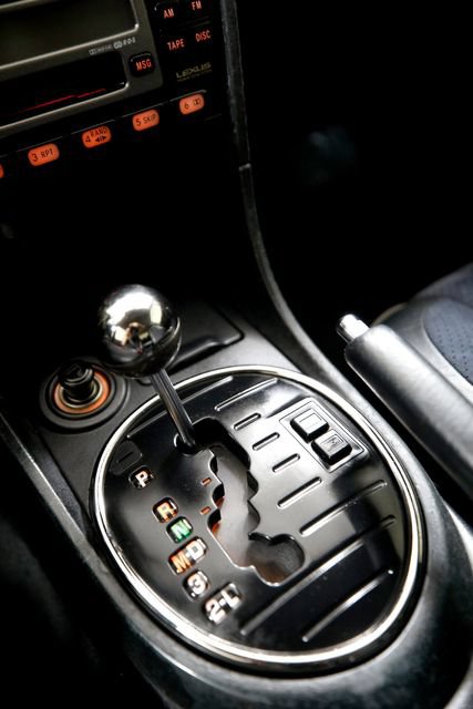Used 2003 Lexus IS 300 RWD image 9
