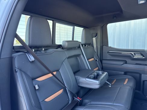 Used 2024 GMC Sierra 1500 AT4 w/ Technology Package image 44