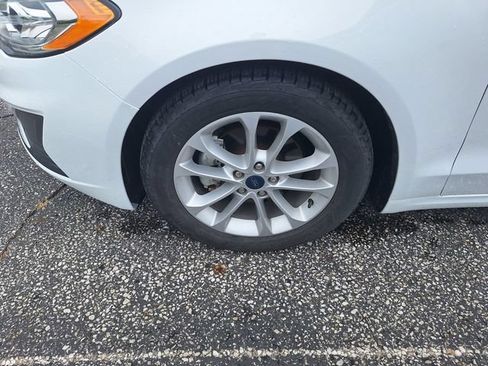 Used 2020 Ford Fusion SE w/ Fleet SE Value Package FWD image 10