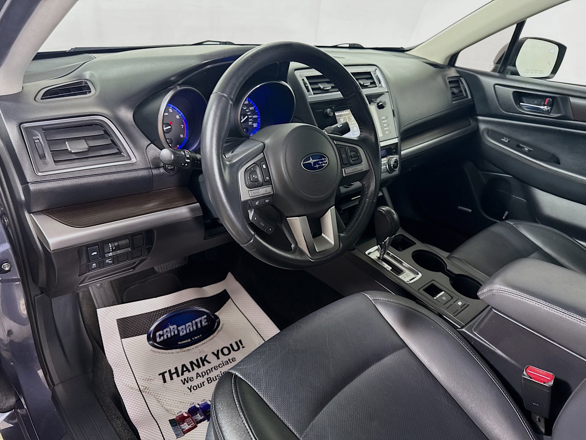 Used 2015 Subaru Legacy 3.6R Limited AWD/4WD image 9