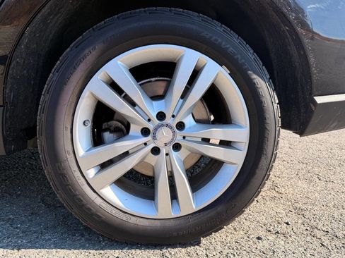 Used 2014 Mercedes-Benz ML 350 4MATIC w/ Premium 1 Package image 34