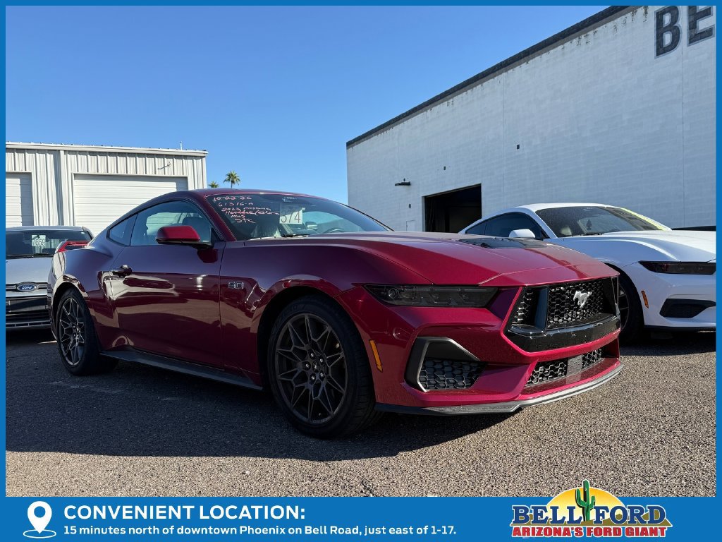 Used 2025 Ford Mustang GT w/ GT Performance Package RWD image 5
