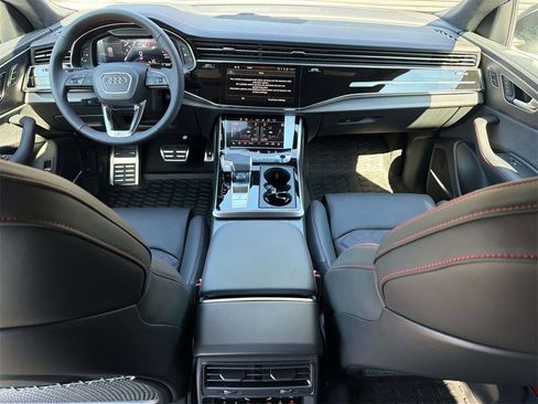 New 2026 Audi SQ8 Prestige image 11
