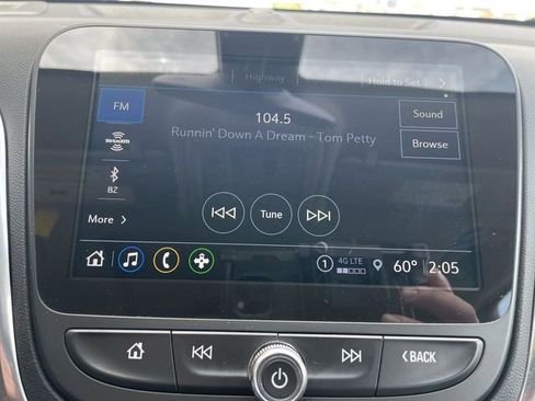 Used 2024 Chevrolet Equinox LT image 16