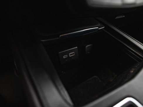 Used 2023 Cadillac XT4 Premium Luxury image 17