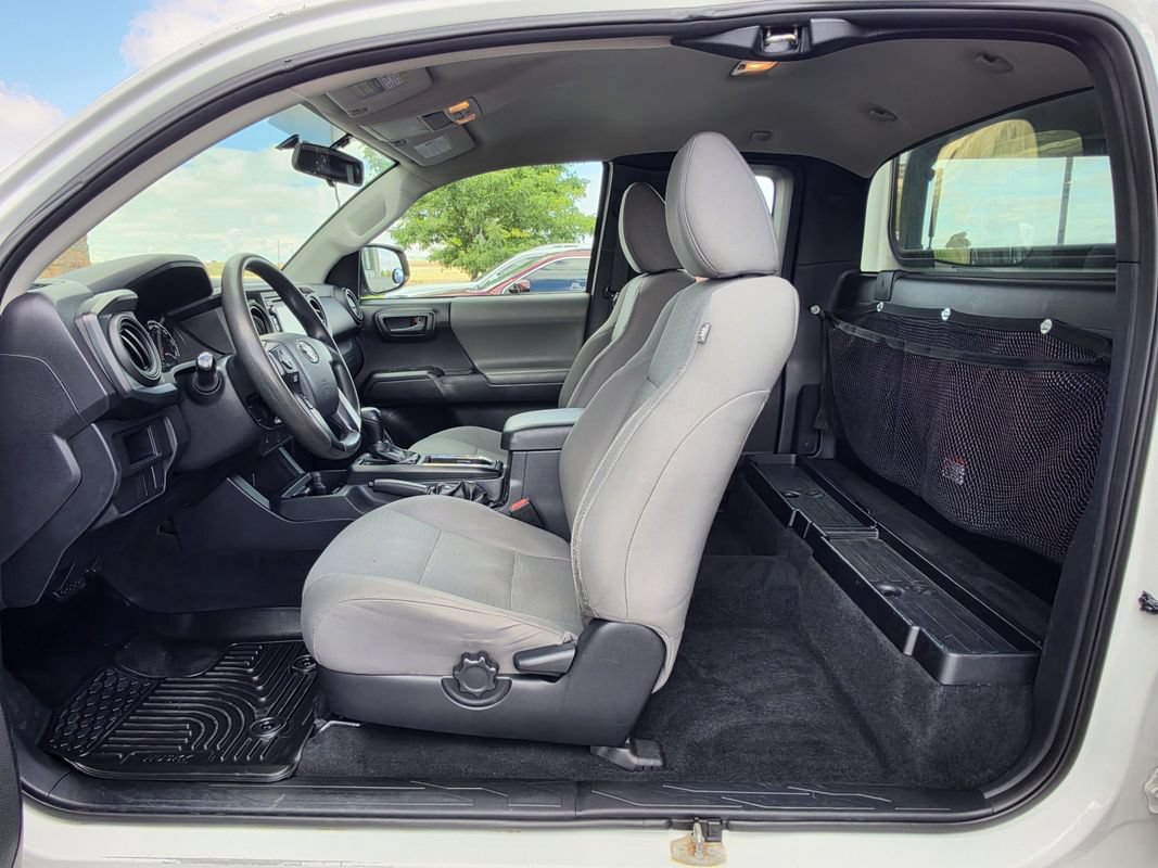 Used 2017 Toyota Tacoma SR RWD image 17