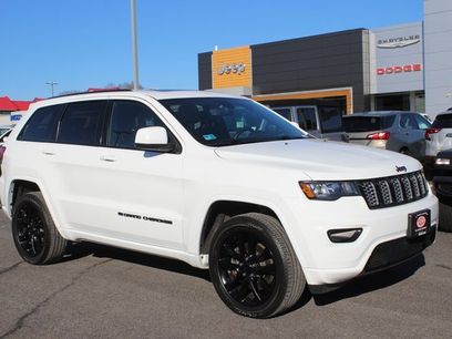 Used 2022 Jeep Grand Cherokee Laredo X