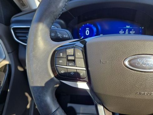 Used 2023 Ford Explorer Platinum w/ Premium Technology Package AWD/4WD image 21