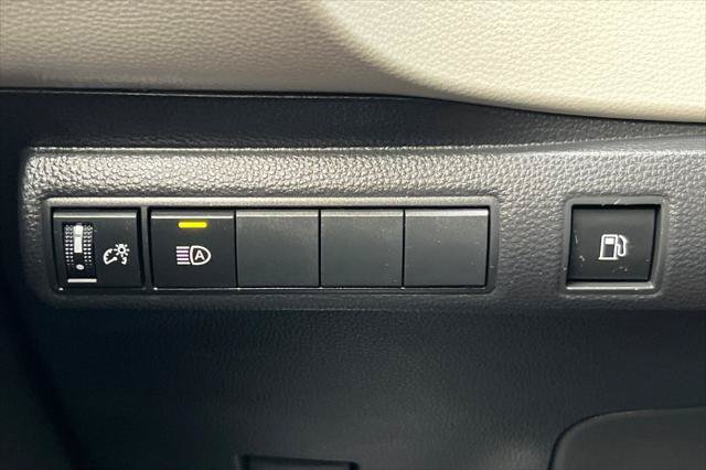 Certified 2024 Toyota Corolla LE FWD image 27