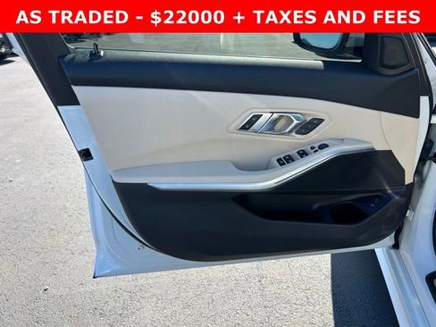 Used 2020 BMW 330i xDrive Sedan w/ Convenience Package image 12