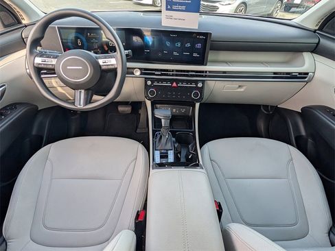 Used 2025 Hyundai Tucson SEL image 9