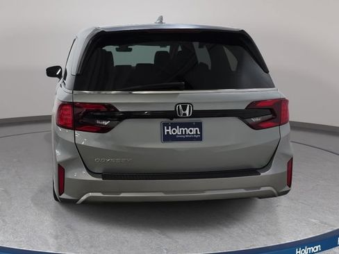 Used 2025 Honda Odyssey EX-L image 7