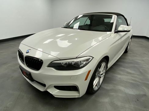 Used 2016 BMW 228i xDrive Convertible w/ M Sport Package AWD/4WD image 11