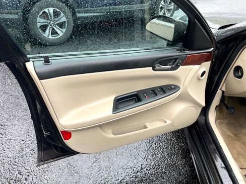 Used 2009 Chevrolet Impala LS image 22