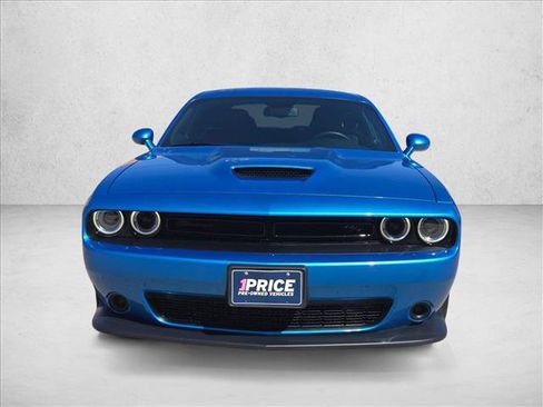 Used 2023 Dodge Challenger R/T w/ Blacktop Package RWD image 2