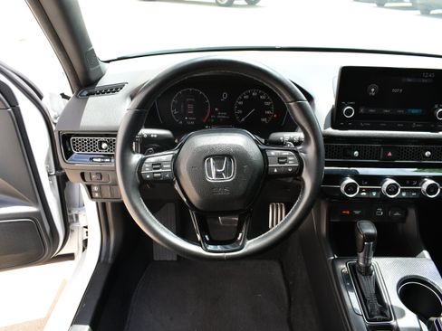 Used 2022 Honda Civic Sport image 17