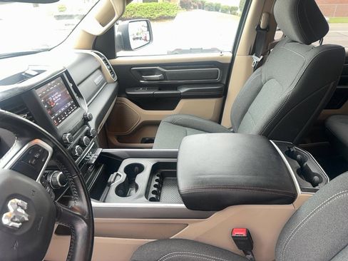 Used 2019 RAM 1500 Big Horn AWD/4WD image 19