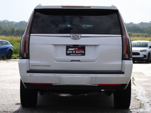 Used 2019 Cadillac Escalade ESV Luxury AWD/4WD image 10