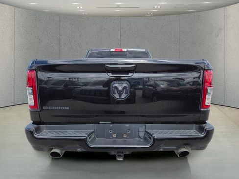 Used 2022 RAM 1500 Big Horn w/ Night Edition RWD image 4