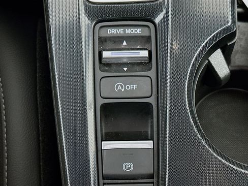 Used 2025 Honda Civic Sport image 25