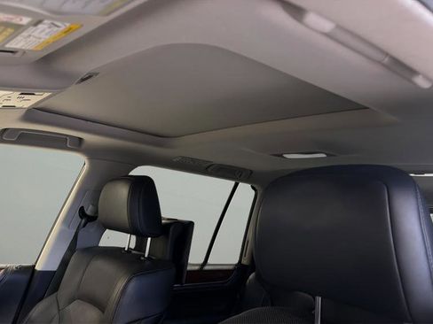 Used 2016 Lexus LX 570 4WD image 12