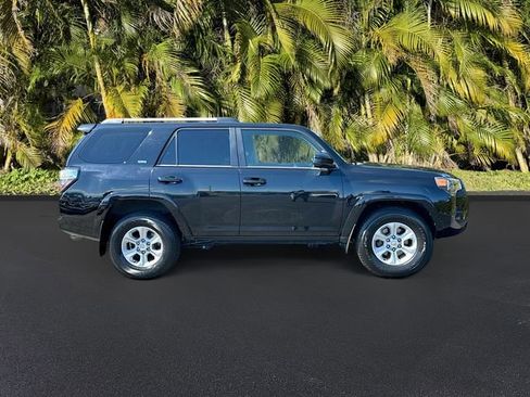 Used 2024 Toyota 4Runner SR5 image 4
