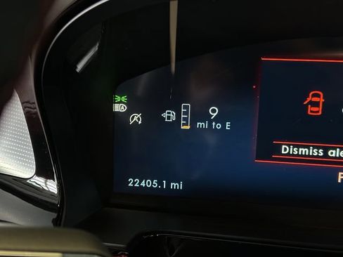 Used 2025 Lincoln Corsair Reserve AWD/4WD image 13