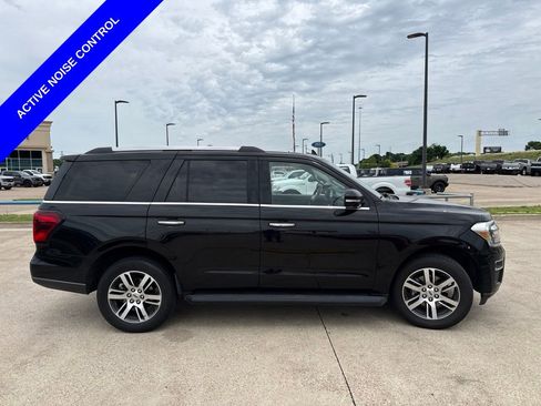 Used 2024 Ford Expedition Limited RWD image 18
