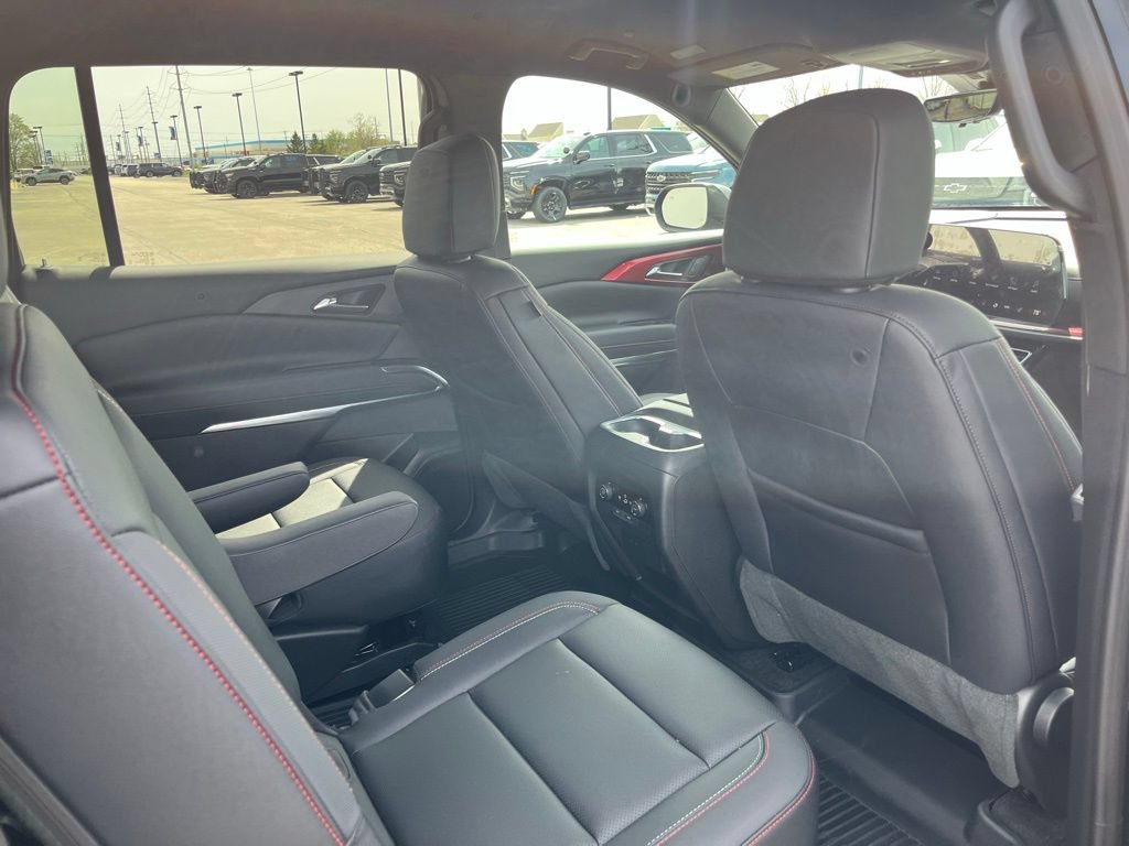 Used 2026 Chevrolet Traverse Z71 w/ Driver Confidence Package AWD/4WD image 29