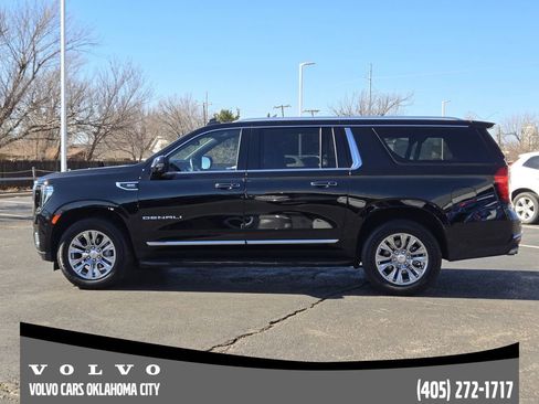 Used 2024 GMC Yukon XL Denali w/ Max Trailering Package image 3