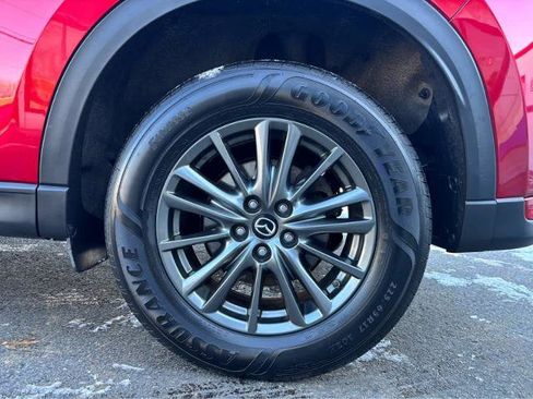 Used 2019 MAZDA CX-5 Touring image 4