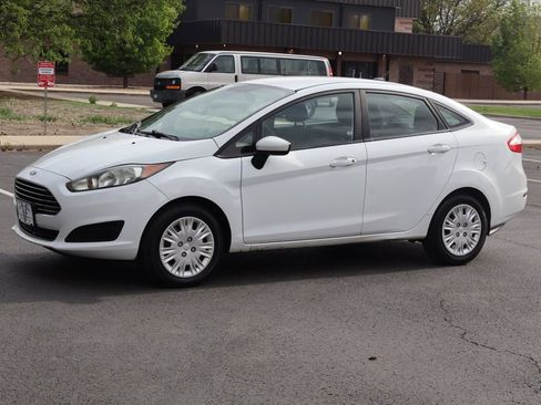 Used 2016 Ford Fiesta S FWD image 10